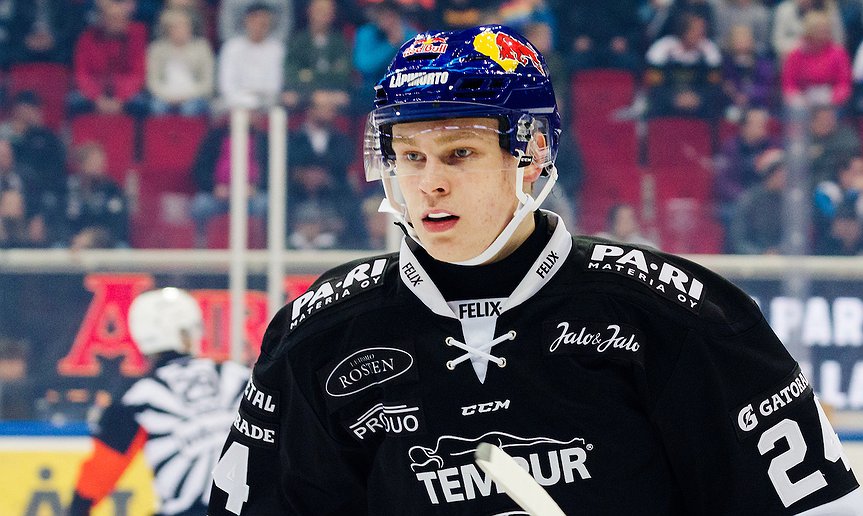 Kaapo Kakko sivusi suomalaispelaajien ennätystä NHL:n varaustilaisuudessa – tässä suomalaisten kärkinimet